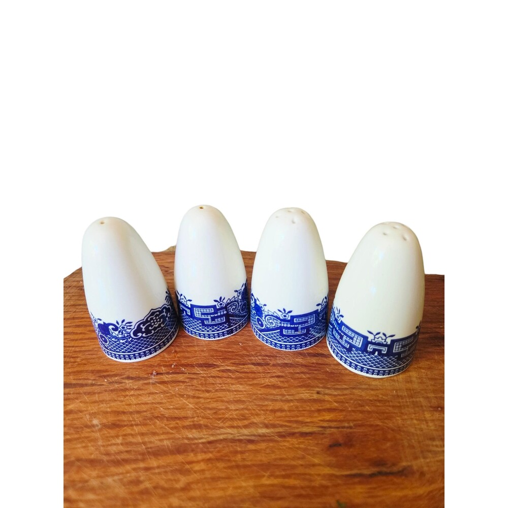 Vintage Churchill Blue Willow Cone Salt and Pepper Shakers Set of 4 Two Pairs